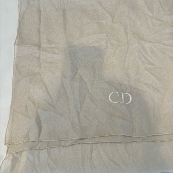 Authentic Dior sheer & shiny silk scarf - Picture 8 of 9